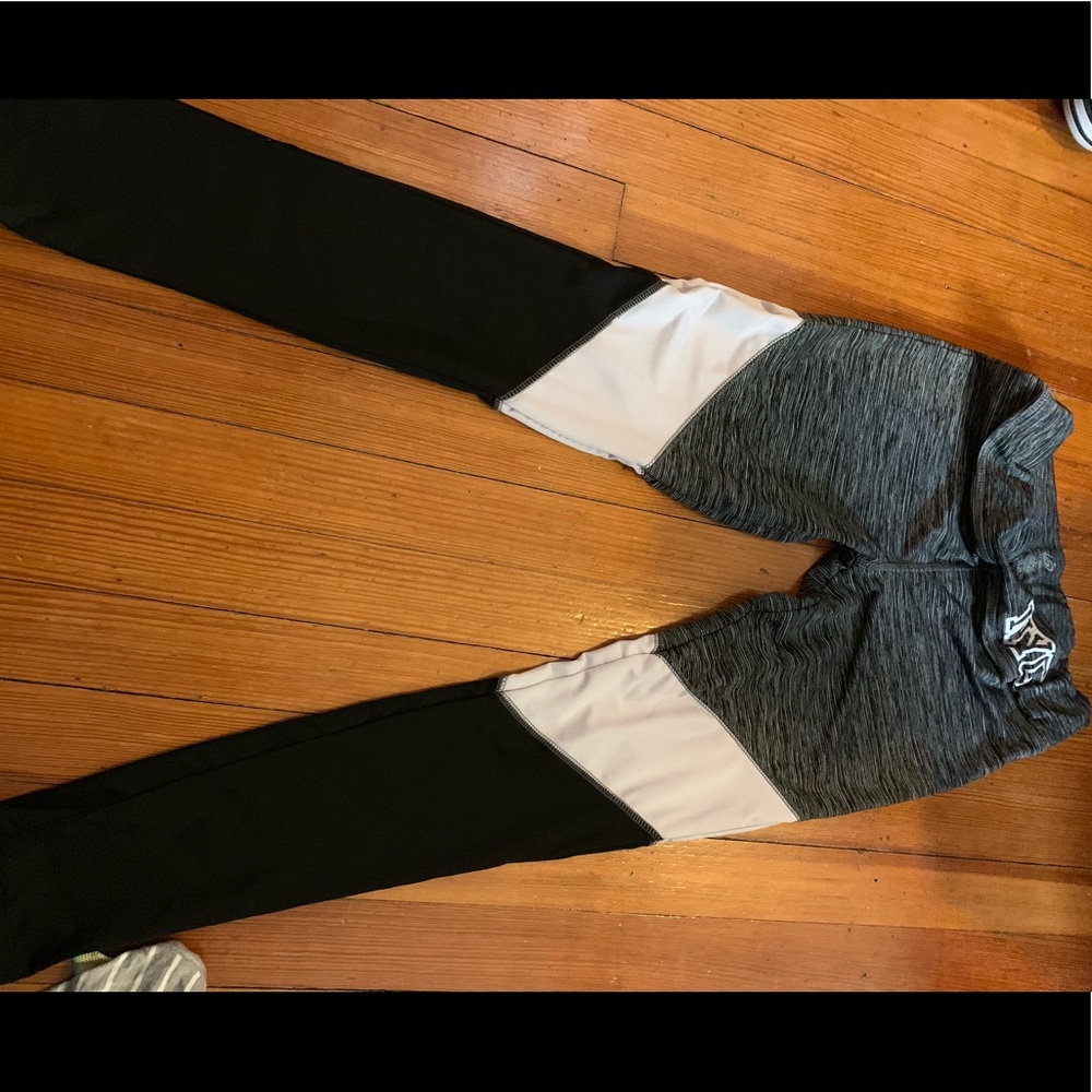 Women’s INSTINCT Workout Leggings size Large